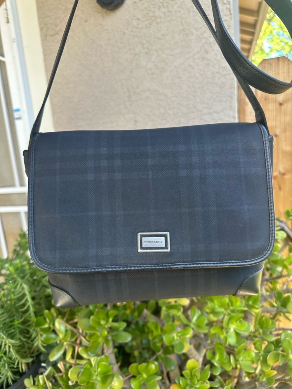 BURBERRY Vintage Black Plaid Crossbody Bag - Picture 3 of 12